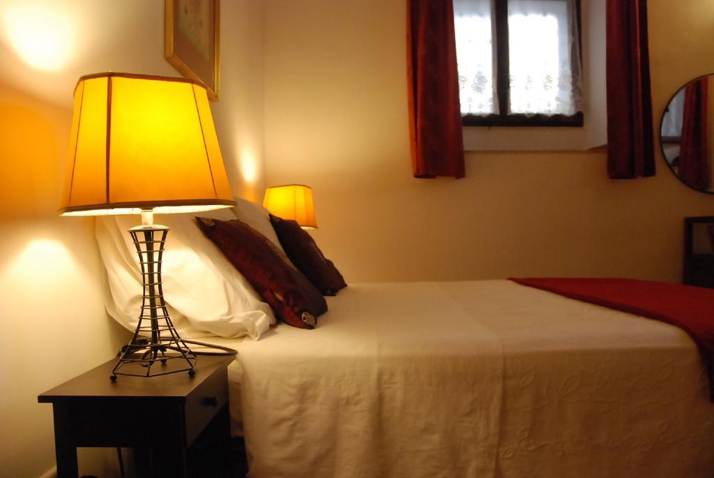 Jessy'S Rooms Rome Bagian luar foto