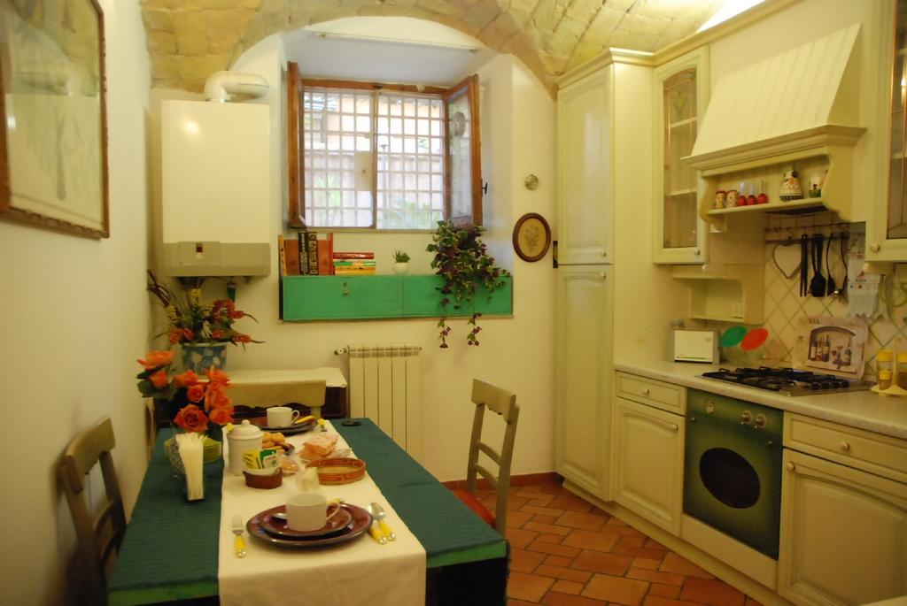 Jessy'S Rooms Rome Bagian luar foto